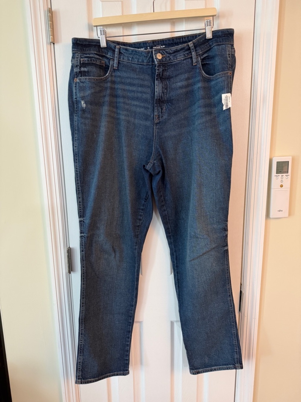 Old Navy Straight Leg Women's Jeans in Dark Blue Wash 16 Tall